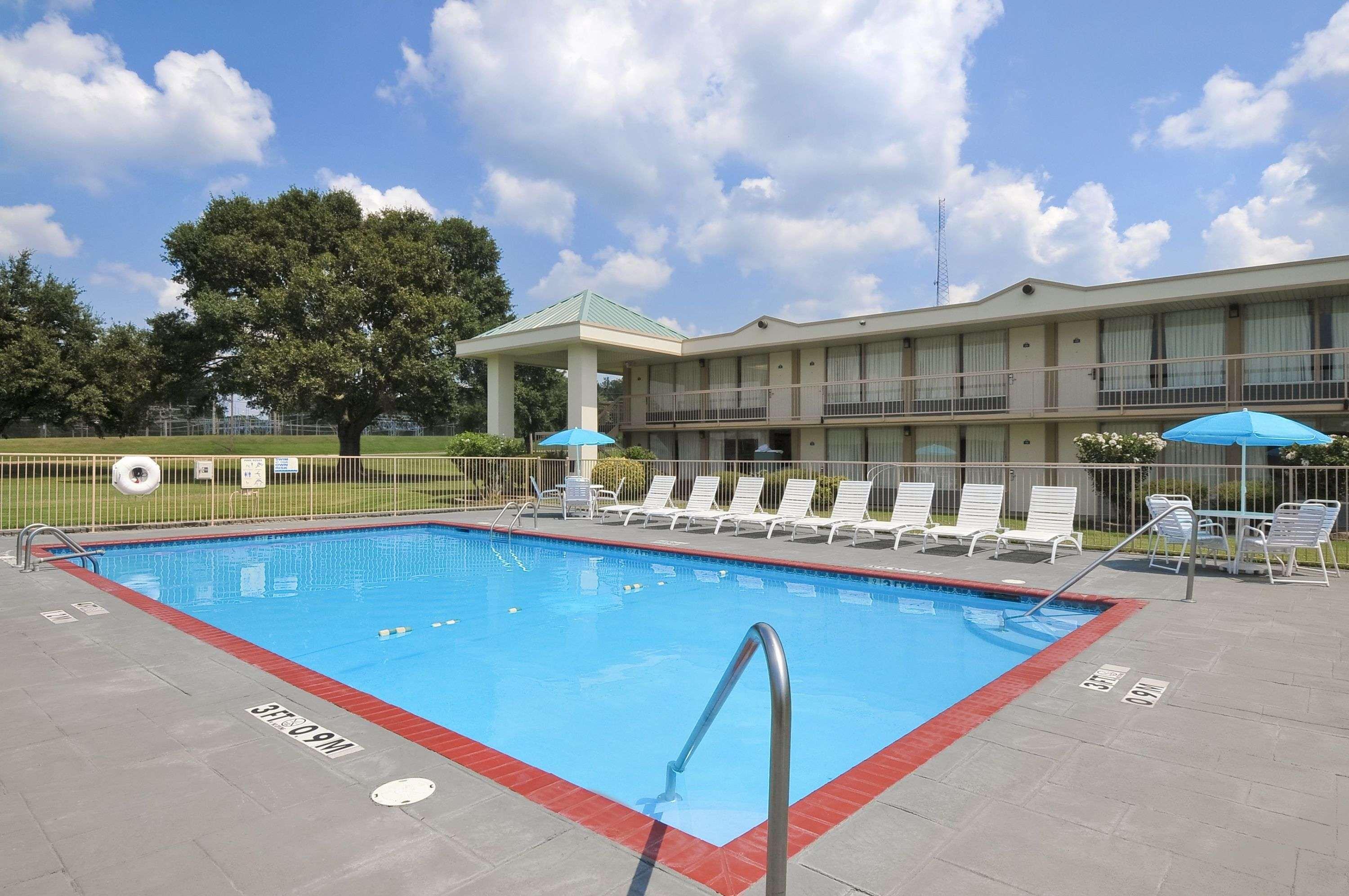 Days Inn By Wyndham Forrest City Exterior foto
