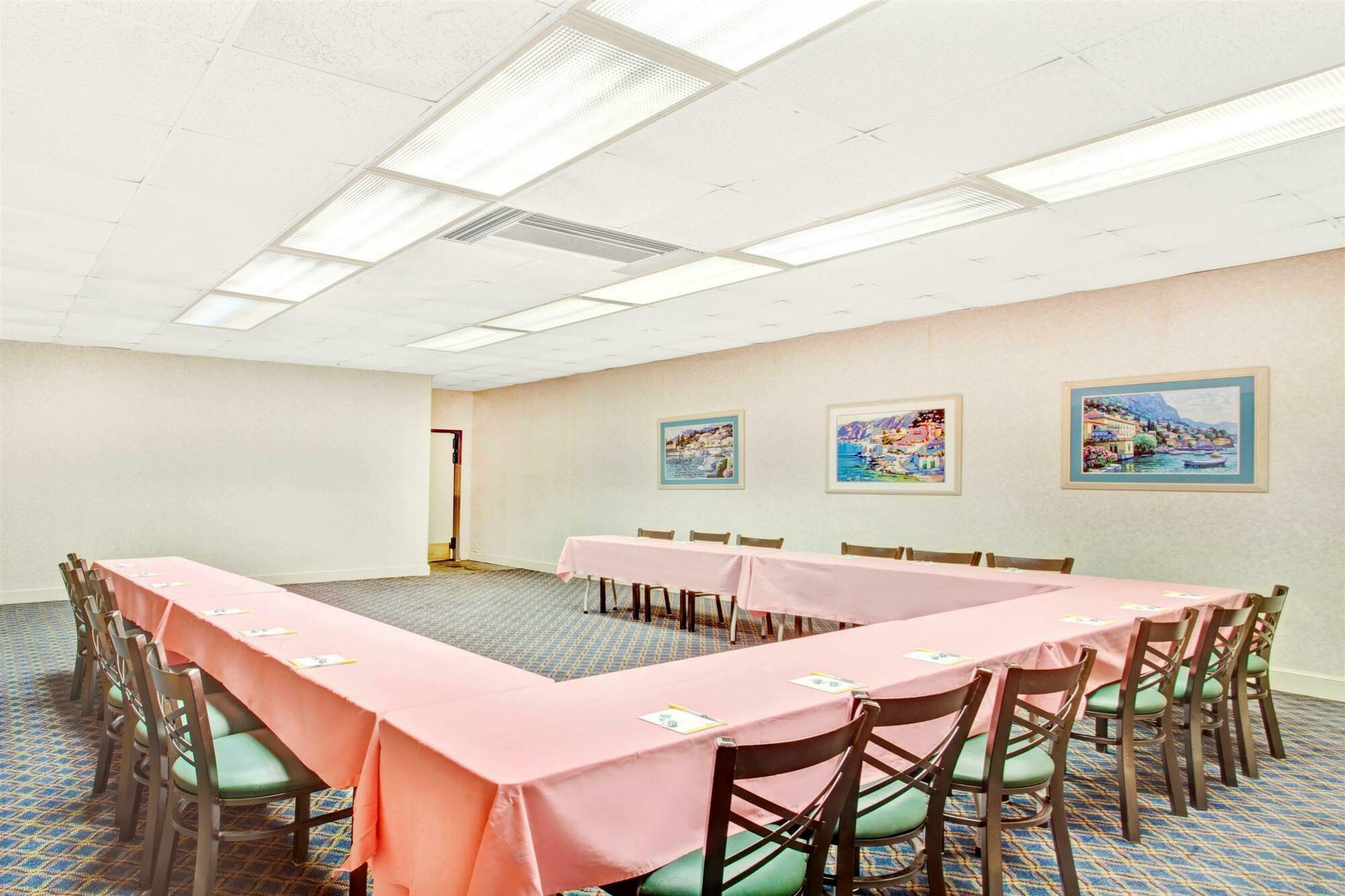 Days Inn By Wyndham Forrest City Exterior foto